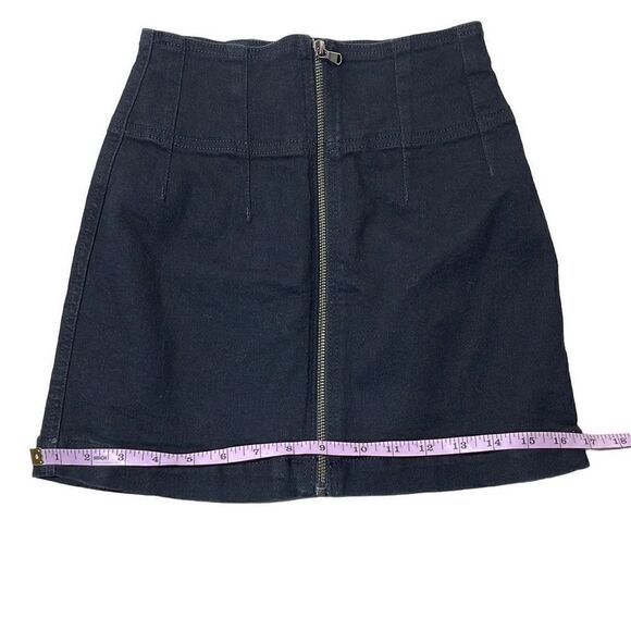 We The Free Mini Skirt Womens Size 25 Black Denim - Picture 8 of 10